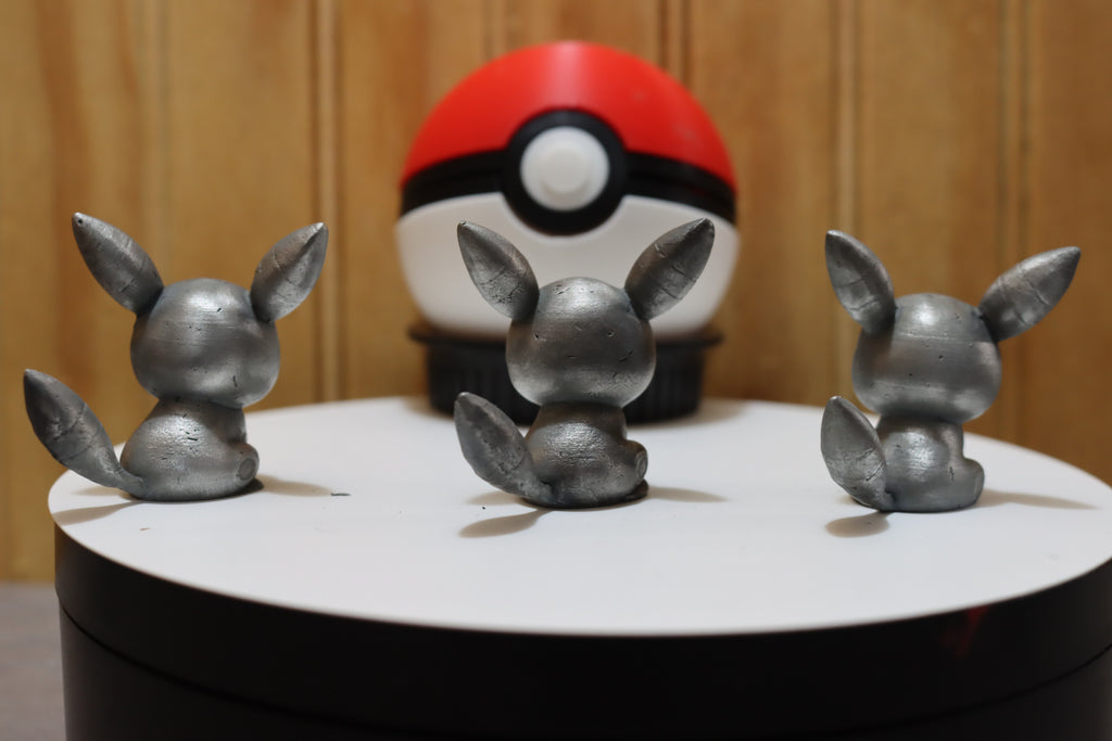 Solid Zinc Alloy (ZA12) Ornamental Pokémon Umbreon Statue (1.5 inch tall)