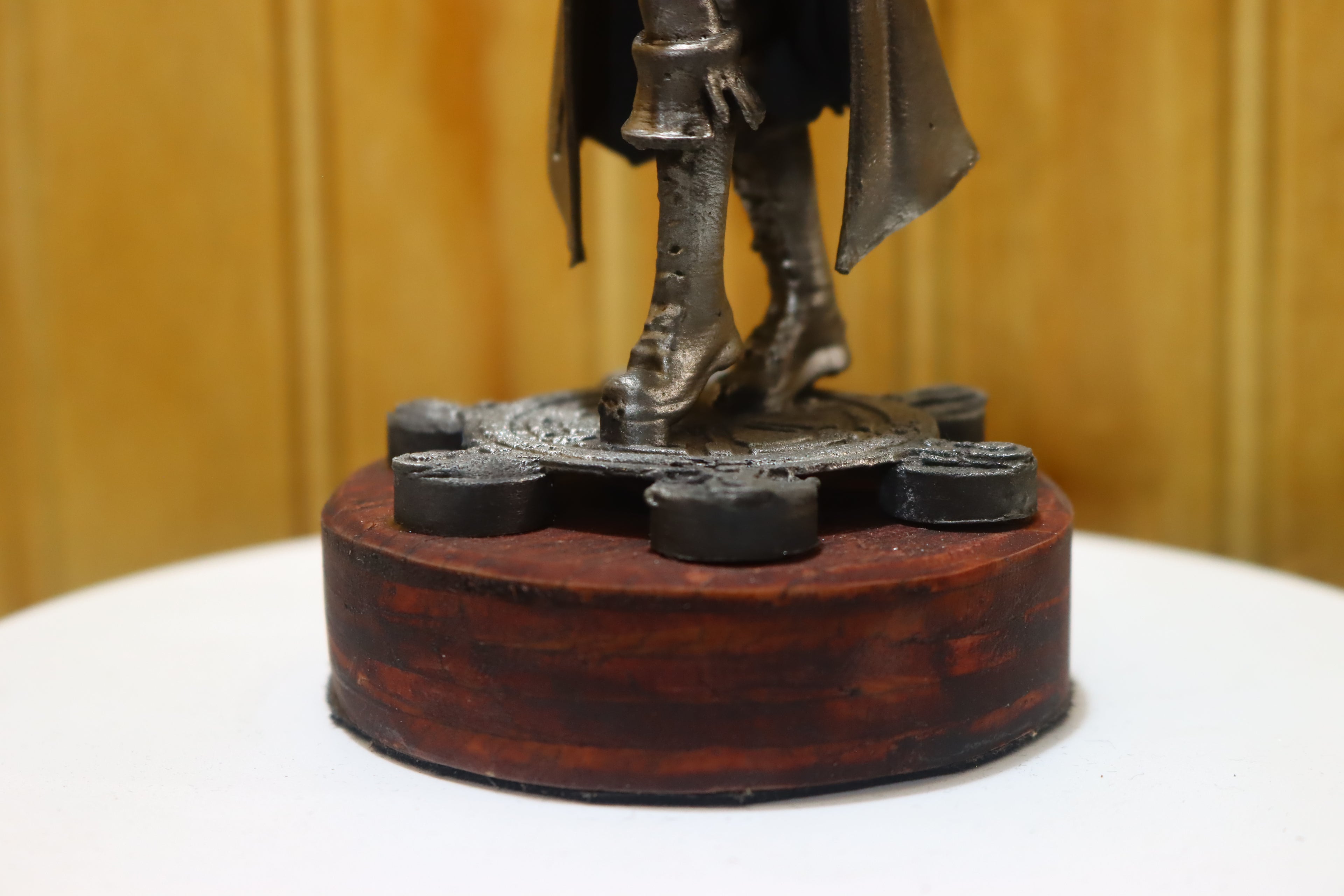 Solid Zinc Alloy (ZA12) Pirate Girl Statue