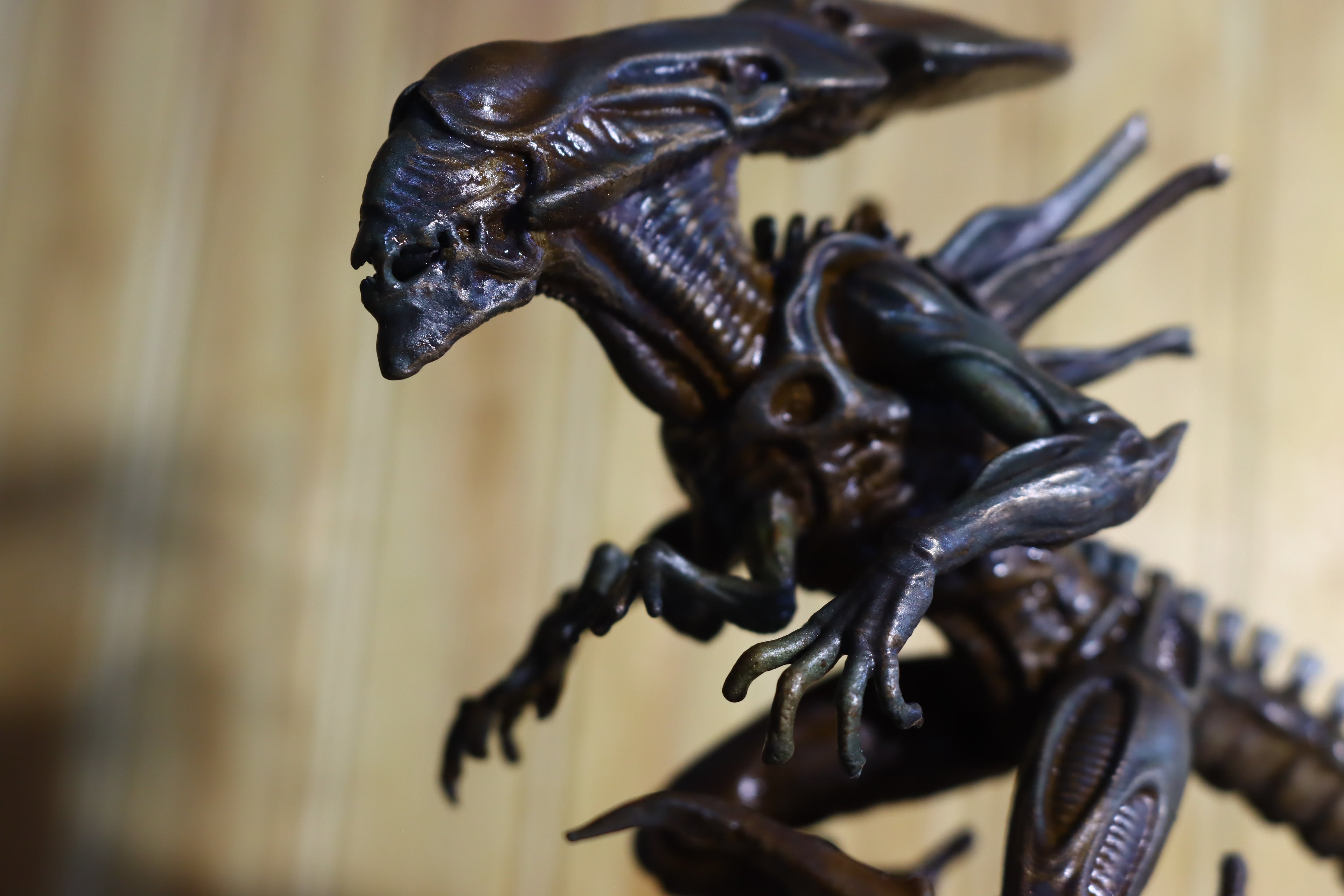 Solid Silicon Bronze Alien Queen Statue (Alien) 6" Tall With Clear Coat & Fabric Bottom