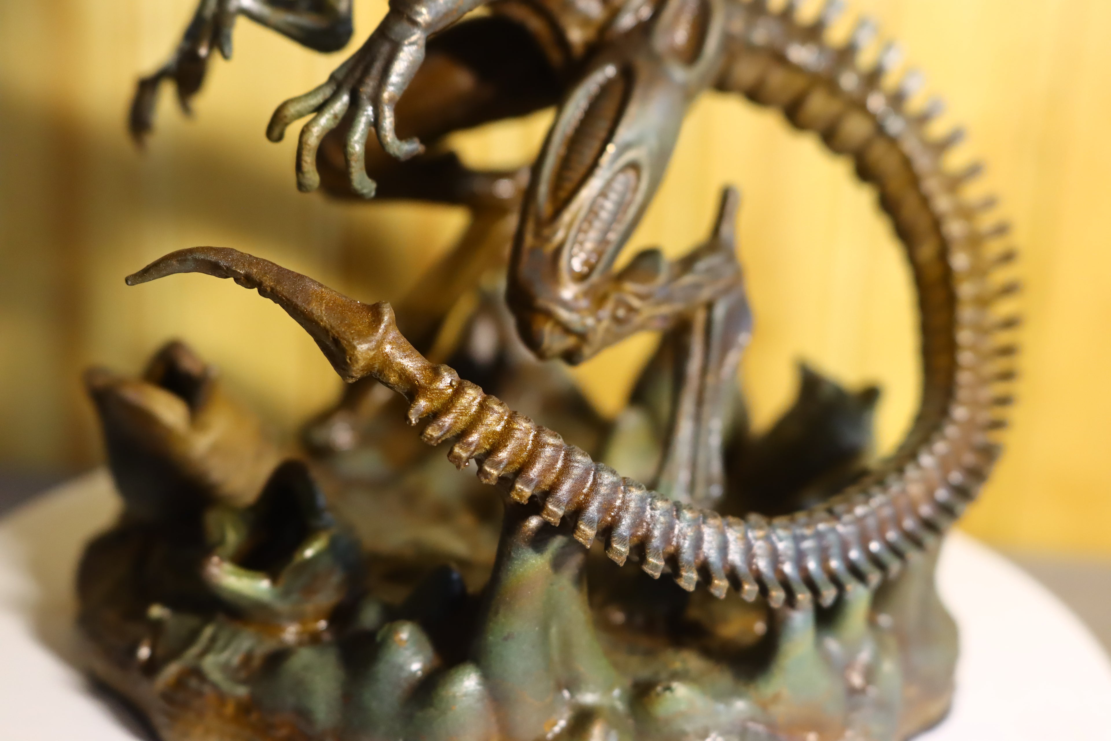 Solid Silicon Bronze Alien Queen Statue (Alien) 6" Tall With Clear Coat & Fabric Bottom