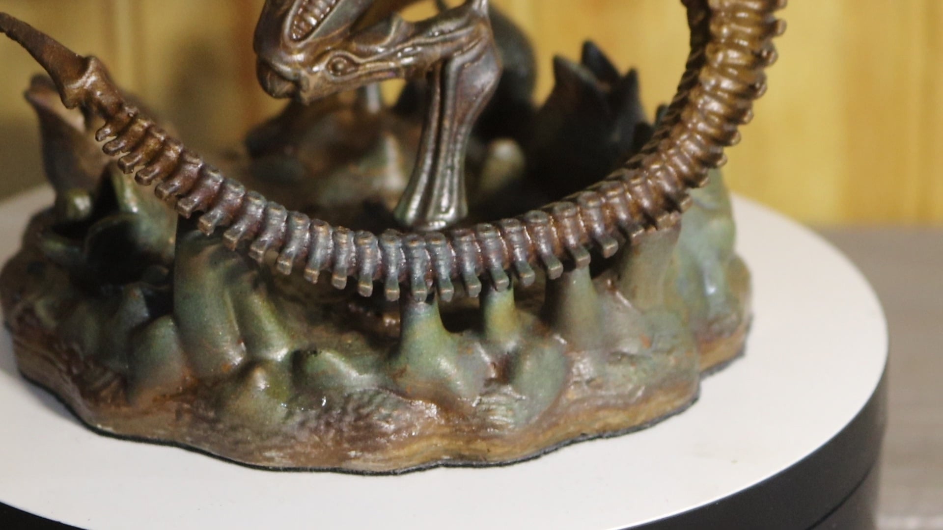 Solid Silicon Bronze Alien Queen Statue (Alien) 6" Tall With Clear Coat & Fabric Bottom