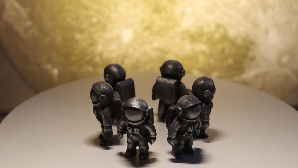 Solid Zinc Alloy (ZA12) Ornamental Astronaut Statue (1 inch tall)